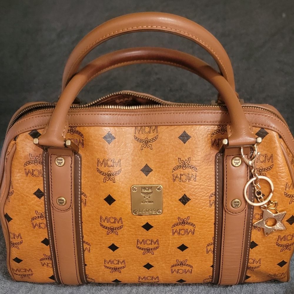 MCM VISETO‎ COGNAC
